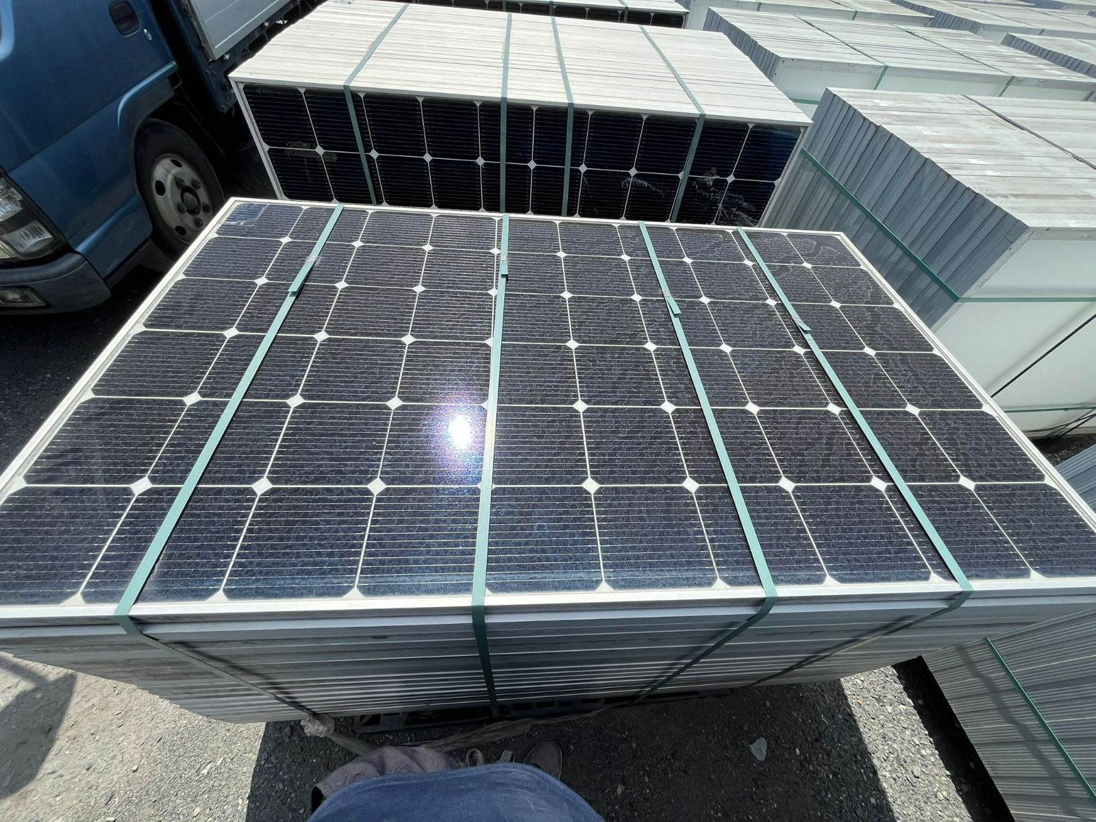 DIYにおすすめ LGソーラーパネル335W 大 10枚セット バラ売り 品 埼玉県行田市 現地渡し