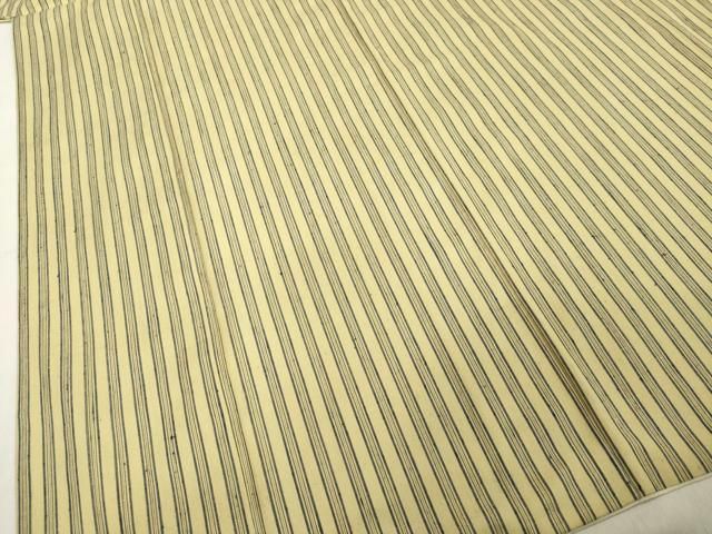 平和屋着物●上質な紬　間道　背抜き仕立て　正絹　逸品　DAAV1412tw 平和屋着物○上質な紬 間道 背抜き仕立て 正絹 逸品 DAAV1412tw - メルカリ