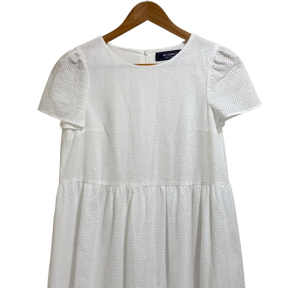 新品未使用 エムズグレイシー ワンピース 半袖 バイカラー ３８ メッシュ 新品未使用 エムズグレイシー ワンピース 半袖 バイカラー 38