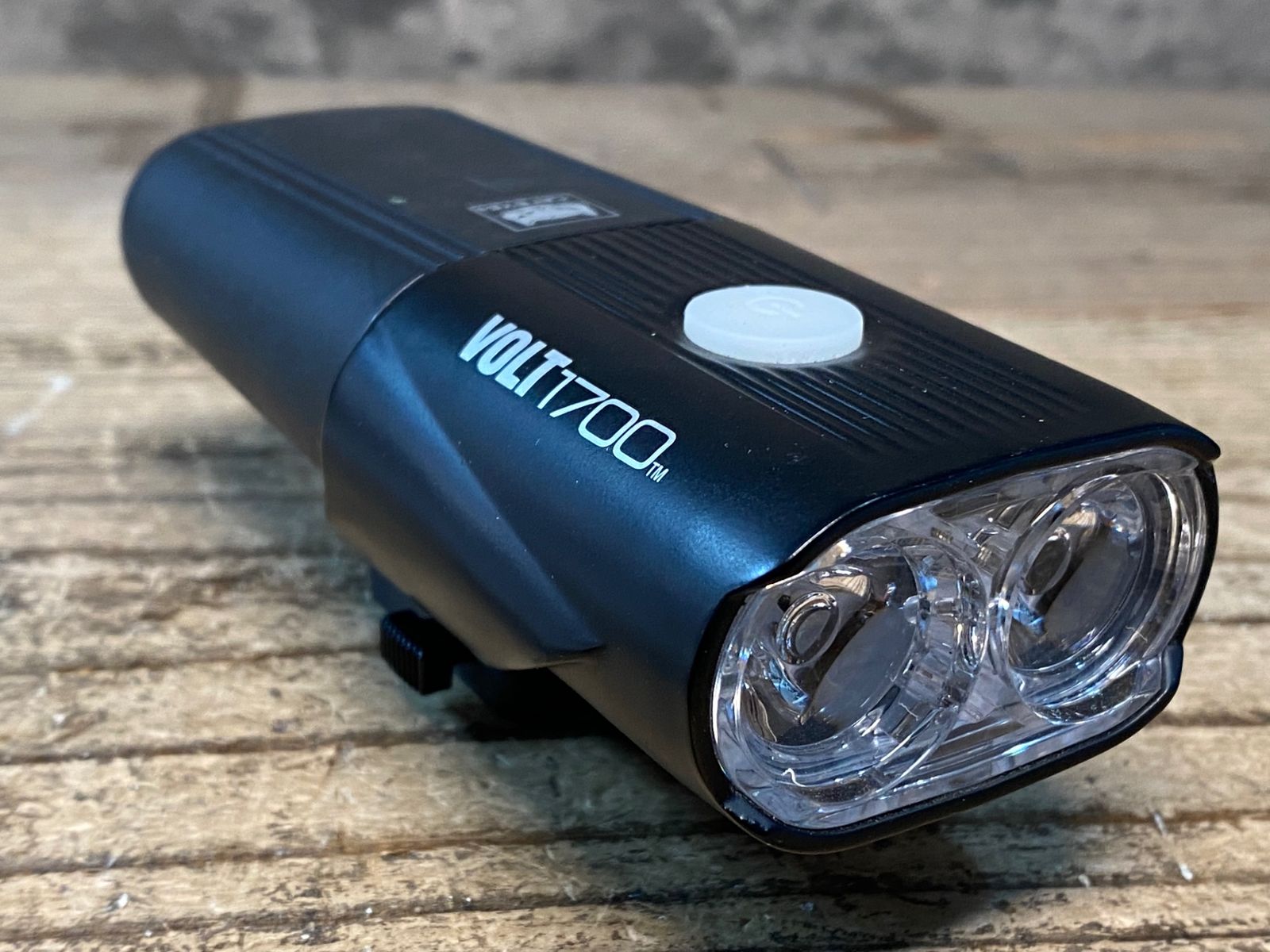 JE970 キャットアイ CATEYE VOLT 1700 フロントライト 予備バッテリー