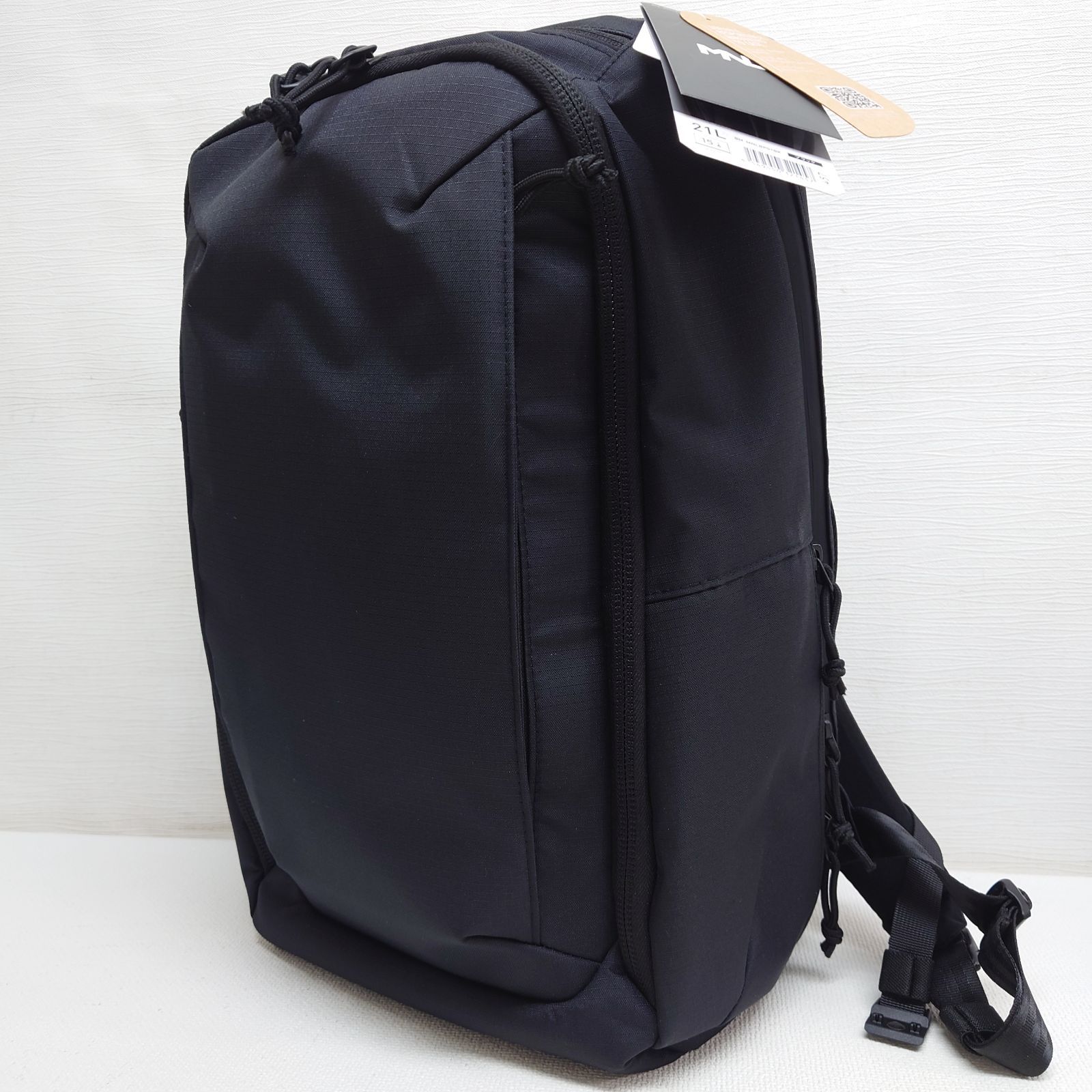 M0502I1 ELECOM エレコム MNL CITY PACK 15.6inch 21L BM-MNLBP01BK