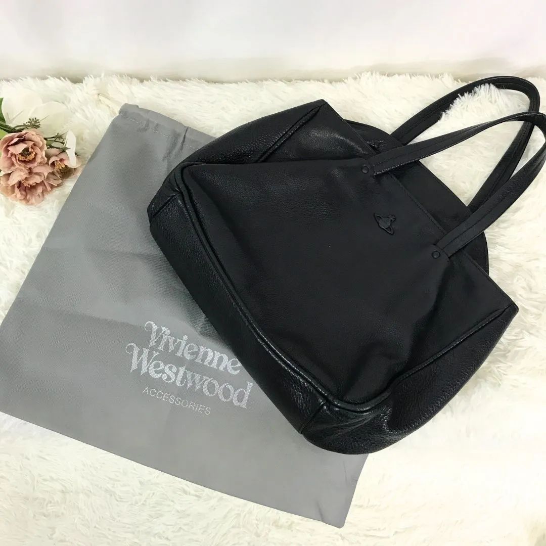 Vivienne Westwood ACCESSORIES ヴィヴィアンウエストウッド  