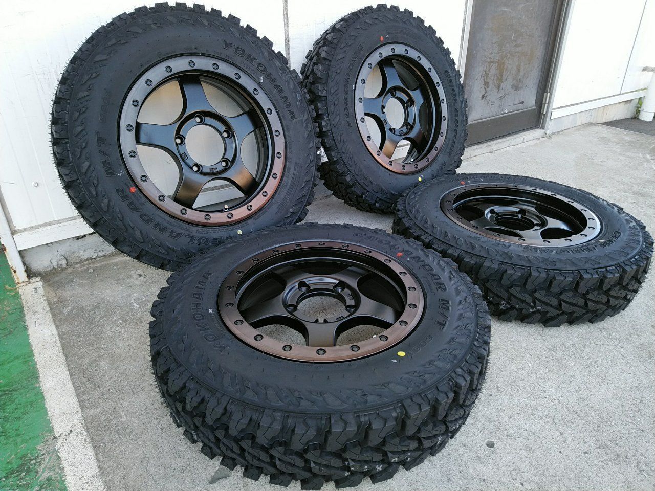 ジムニーjb23w純正ホイール+スタッドレス ジムニー用 スタッドレス純正ホイールJB64 JB23