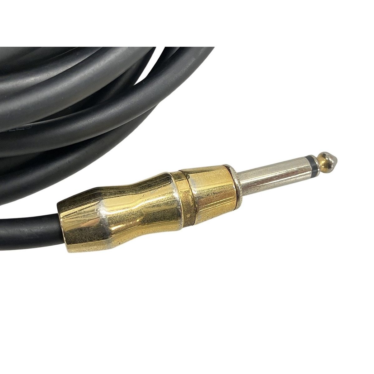 シールドケーブル 音響機材