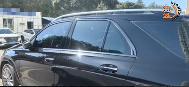 ドアウィンドウ