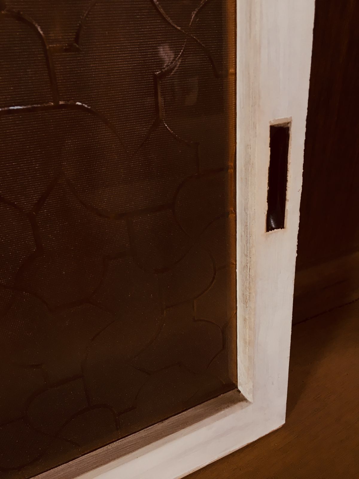 昭和レトロ 小さな白いペンキ窓 型板ガラス「からたち」 レトロガラス