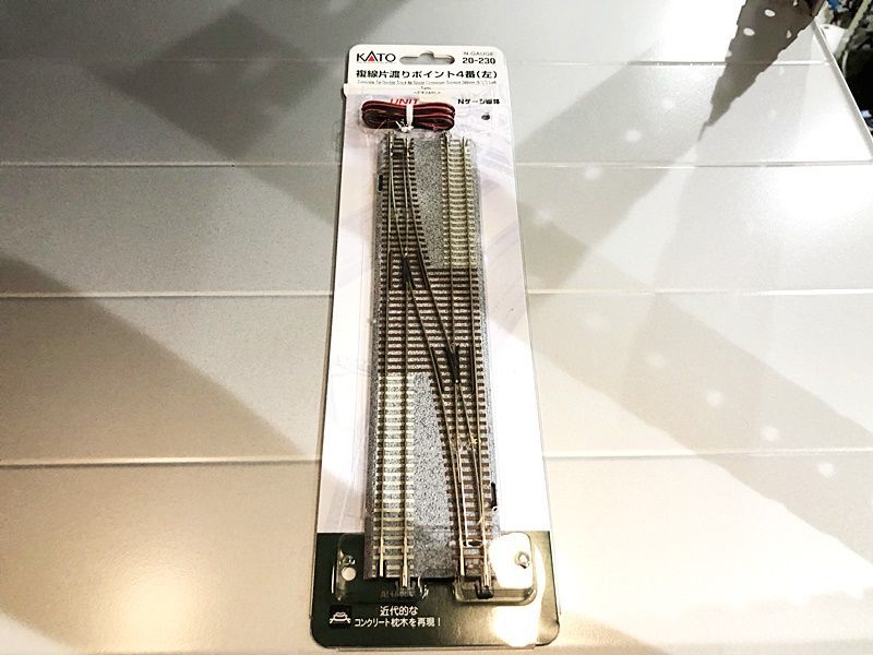 KATO Nゲージ 複線片渡りポイント4番 左 20-230（新品 在庫品