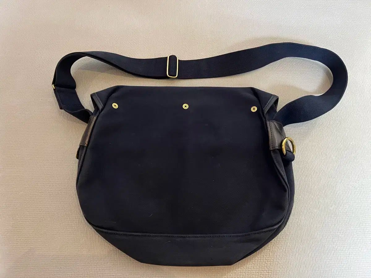 ブレイディバッグ アリエル ラージ ネイビー