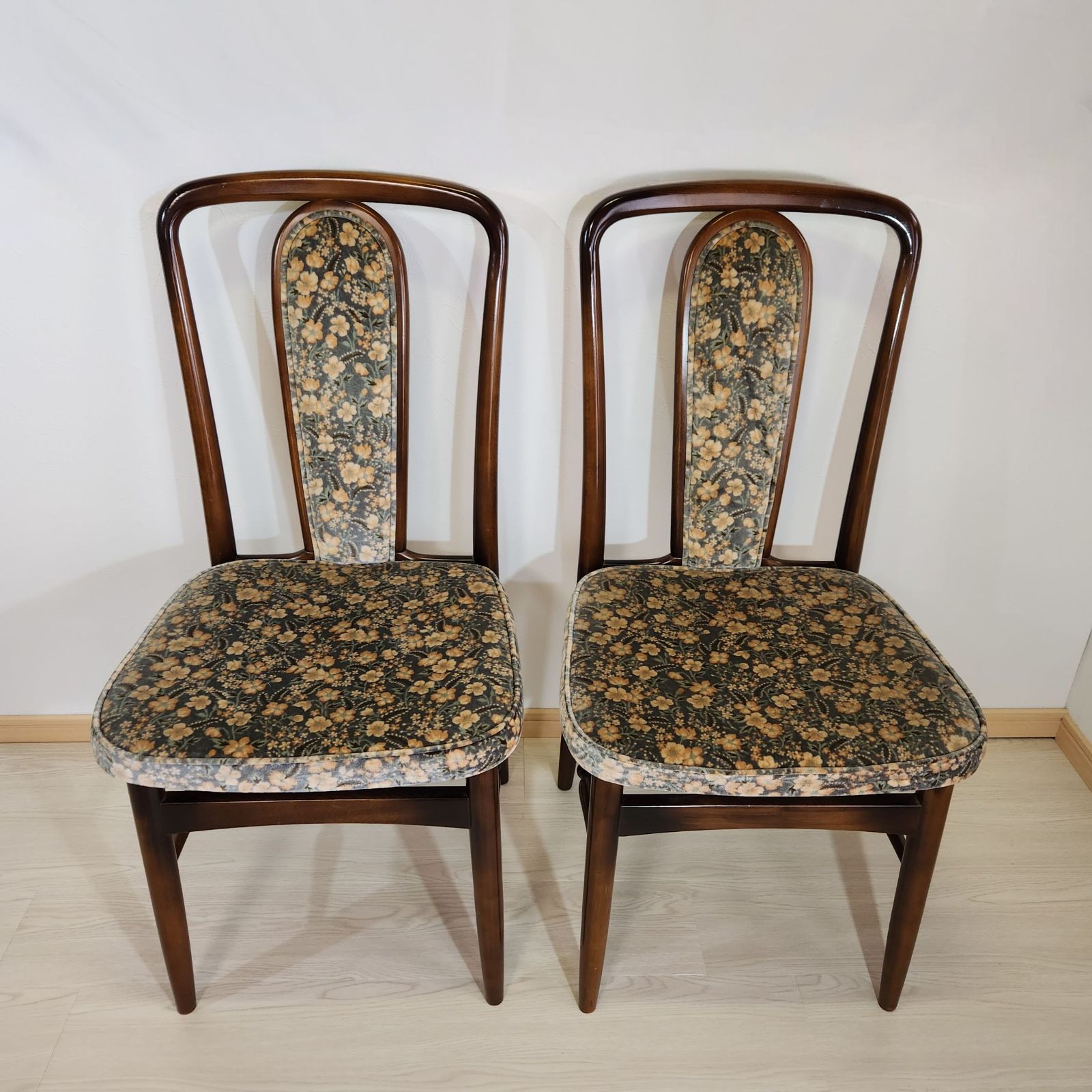 karimoku ダイニングチェア オールド カリモク コロニアル 花柄 ベロア