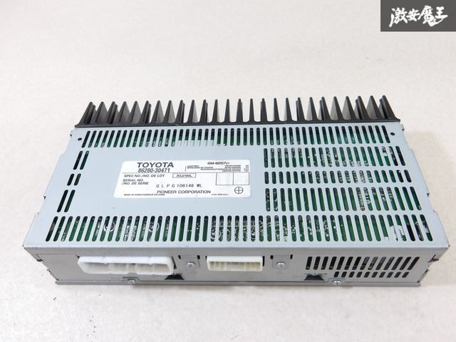 トヨタ 18 クラウン オーディオアンプ 86280-30471 M-A78(0022) 三