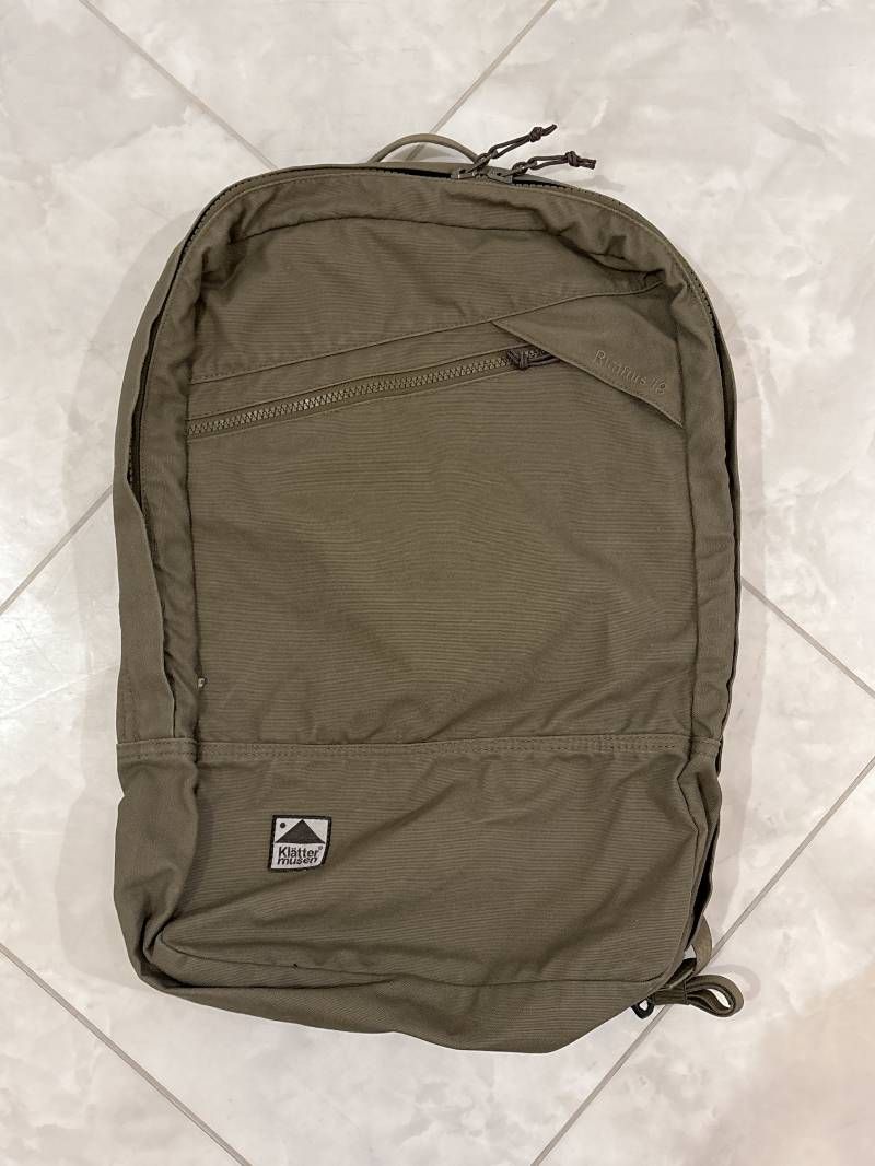 KLATTERMUSEN クレッタルムーセン リムトゥス バックパック 18L カーキ 黒 リュック まとめ