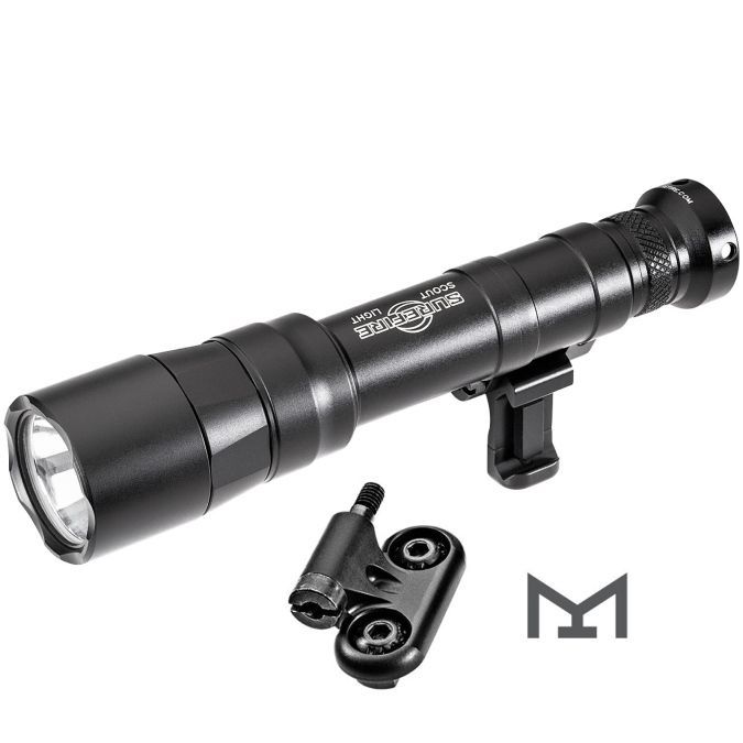 中古激レアSUREFIRE M900Aレッド フォアグリップウェポンライト 旧型