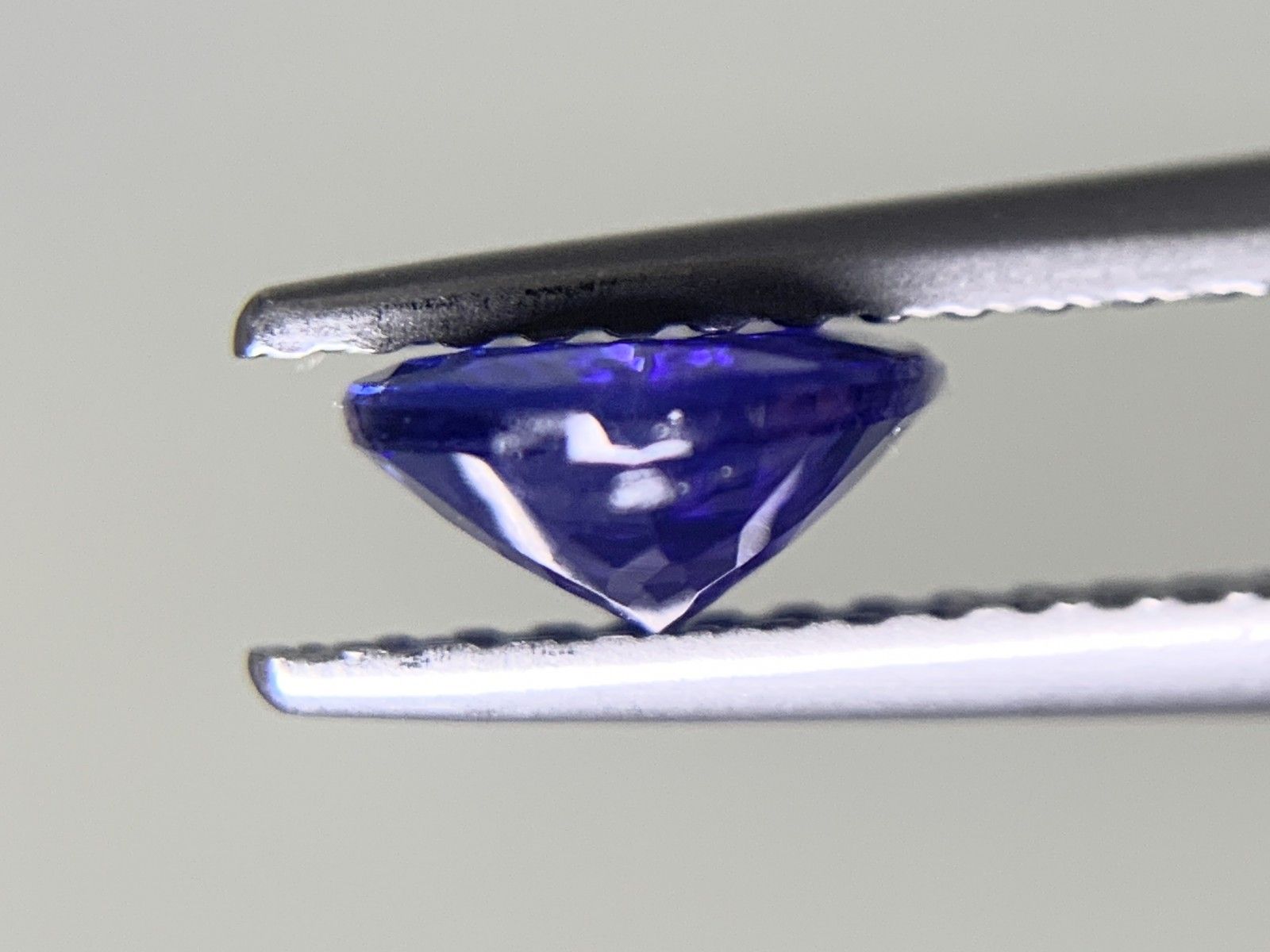 タンザナイト 1.092ct