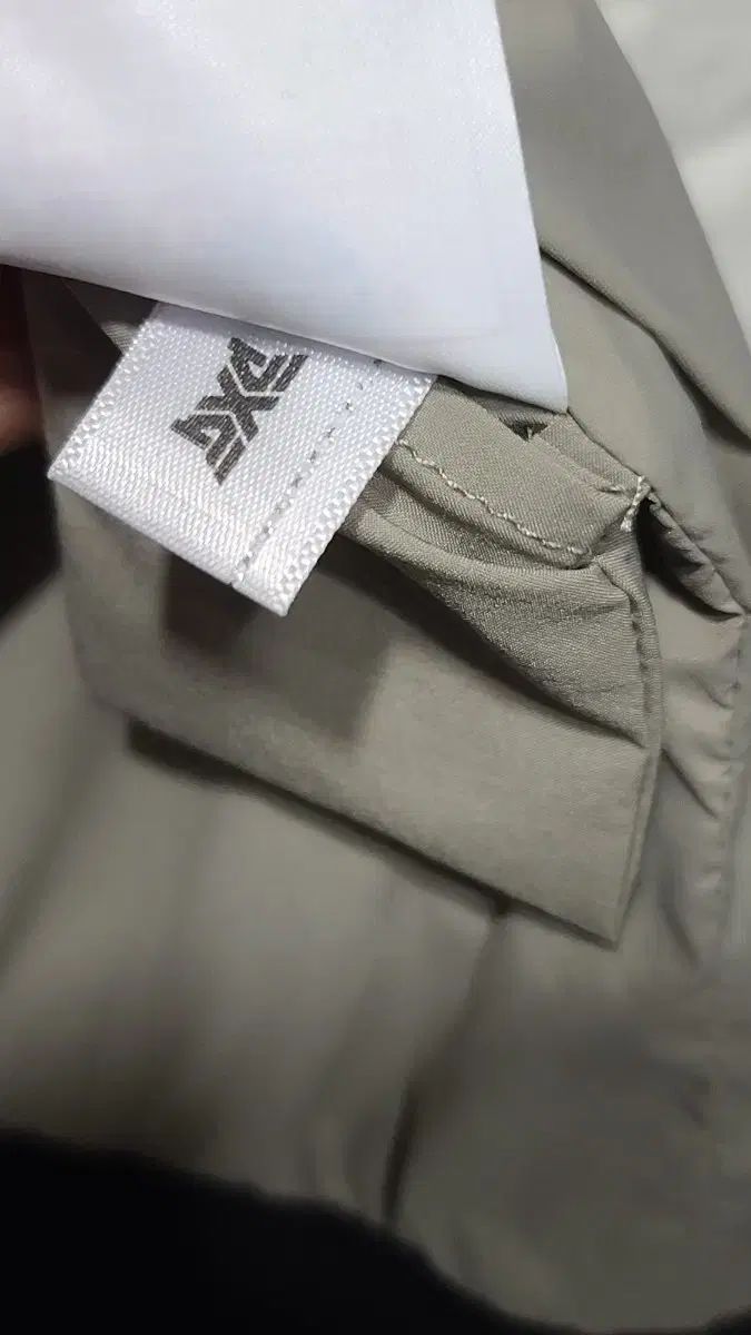 ウィンドブレーカージャケット