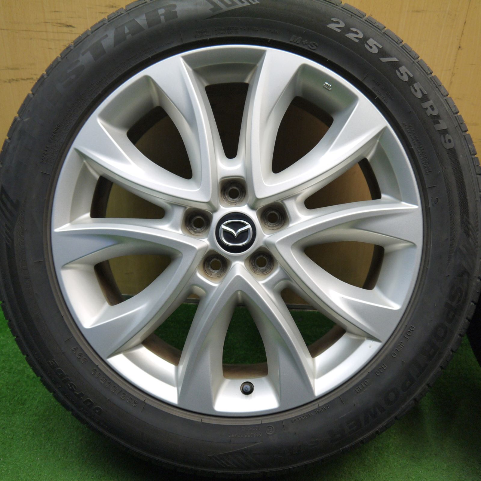 純正 225|55R19