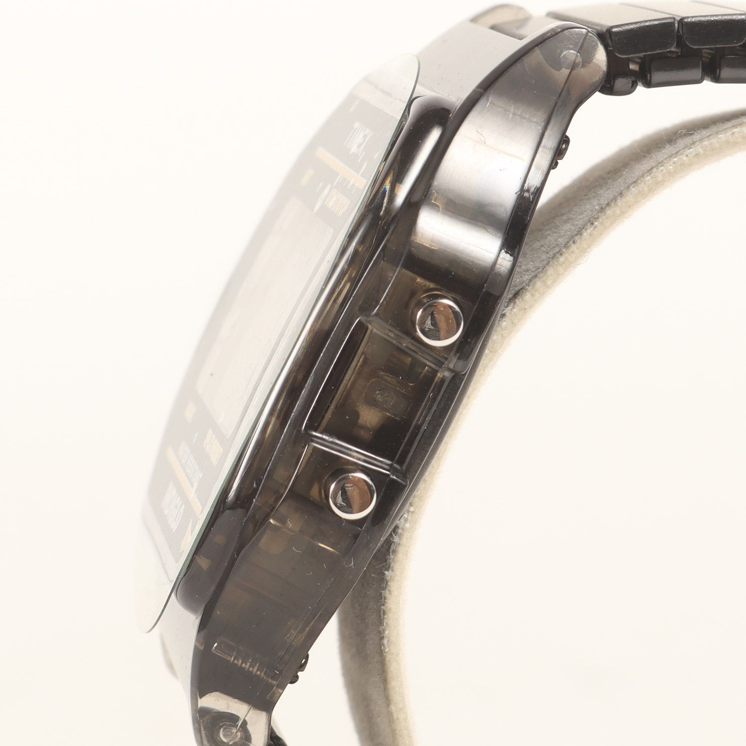 TIMEX/別注 Classic Digital NANO universe 1530700010053_010_d00002.jpg