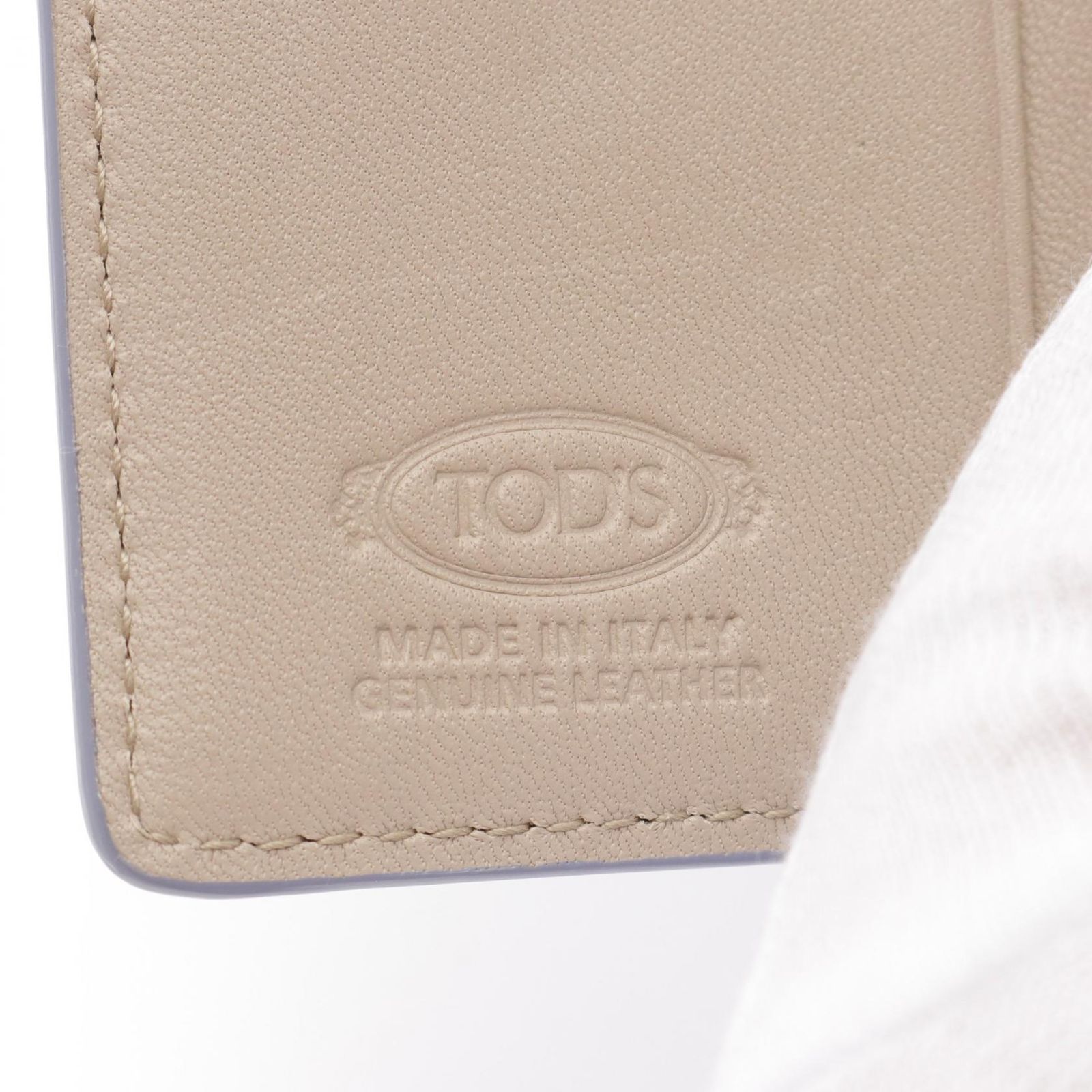 専用　　未使用✨トッズ レザー　Tタイムレス　二つ折り財布 ライトブルー トッズ TOD'S 二つ折り財布 Tタイムレス ライトブルー レザー 二