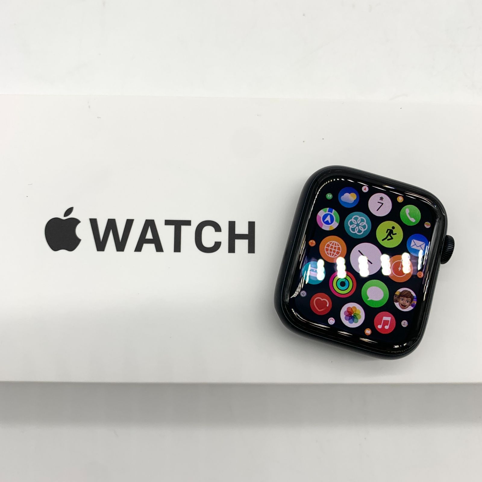 ▽【ABランク】Apple Watch SE 第2世代 GPSモデル 44mm ミッドナイト