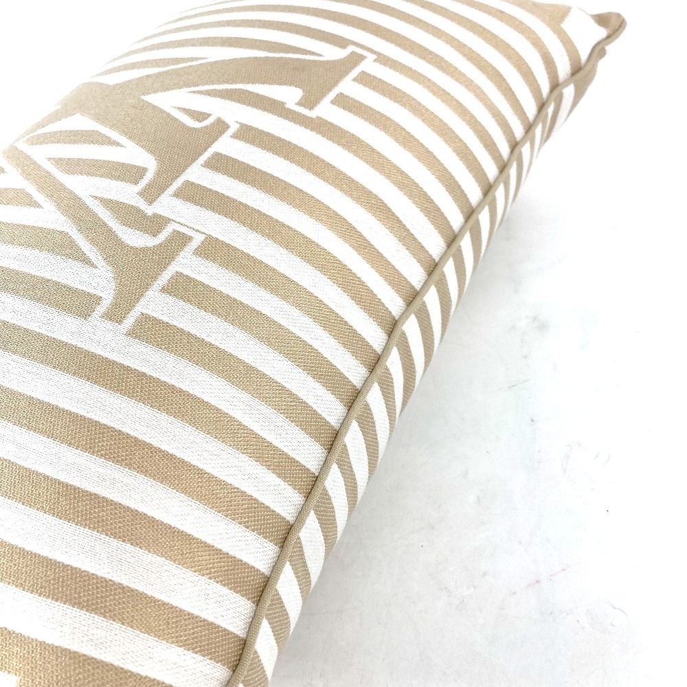 LOUIS VUITTON ルイヴィトン クッション クッション・プラージュ LV