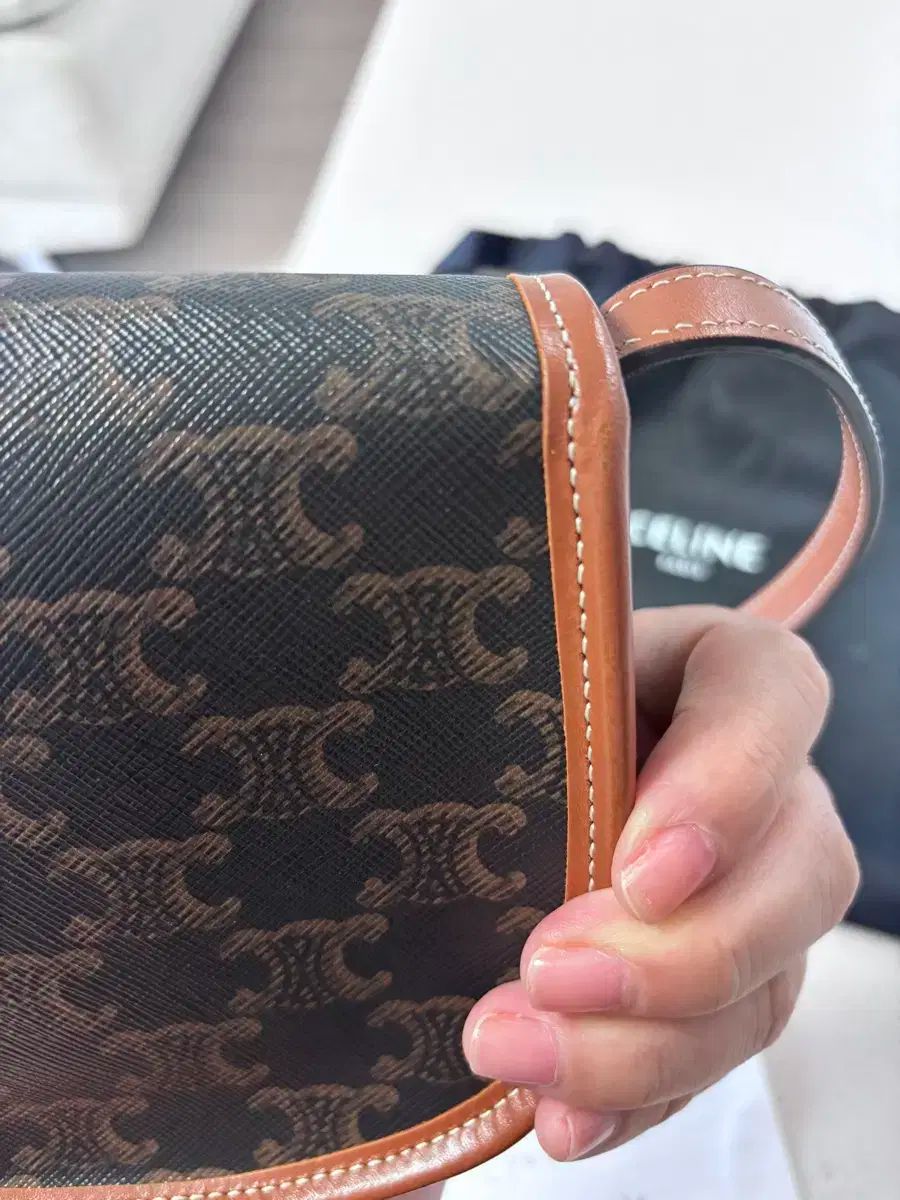 Celine セリーヌ