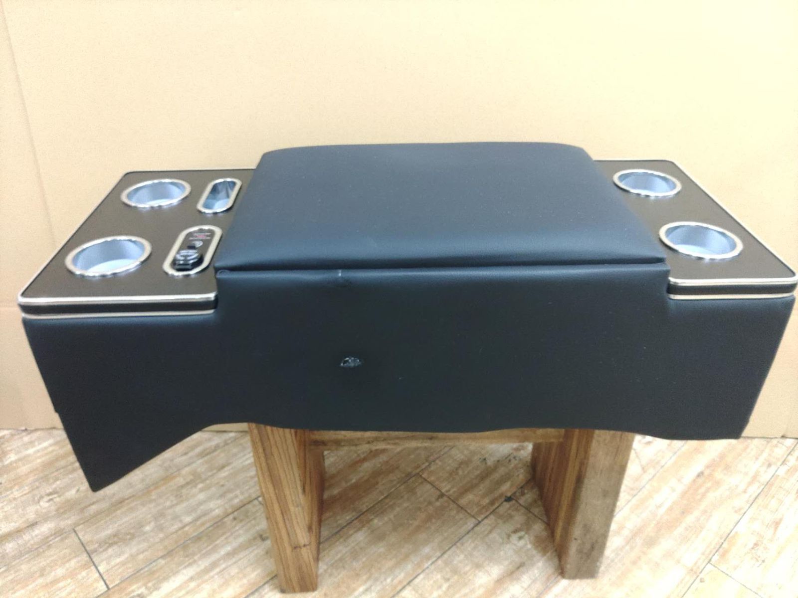 コンソールボックス