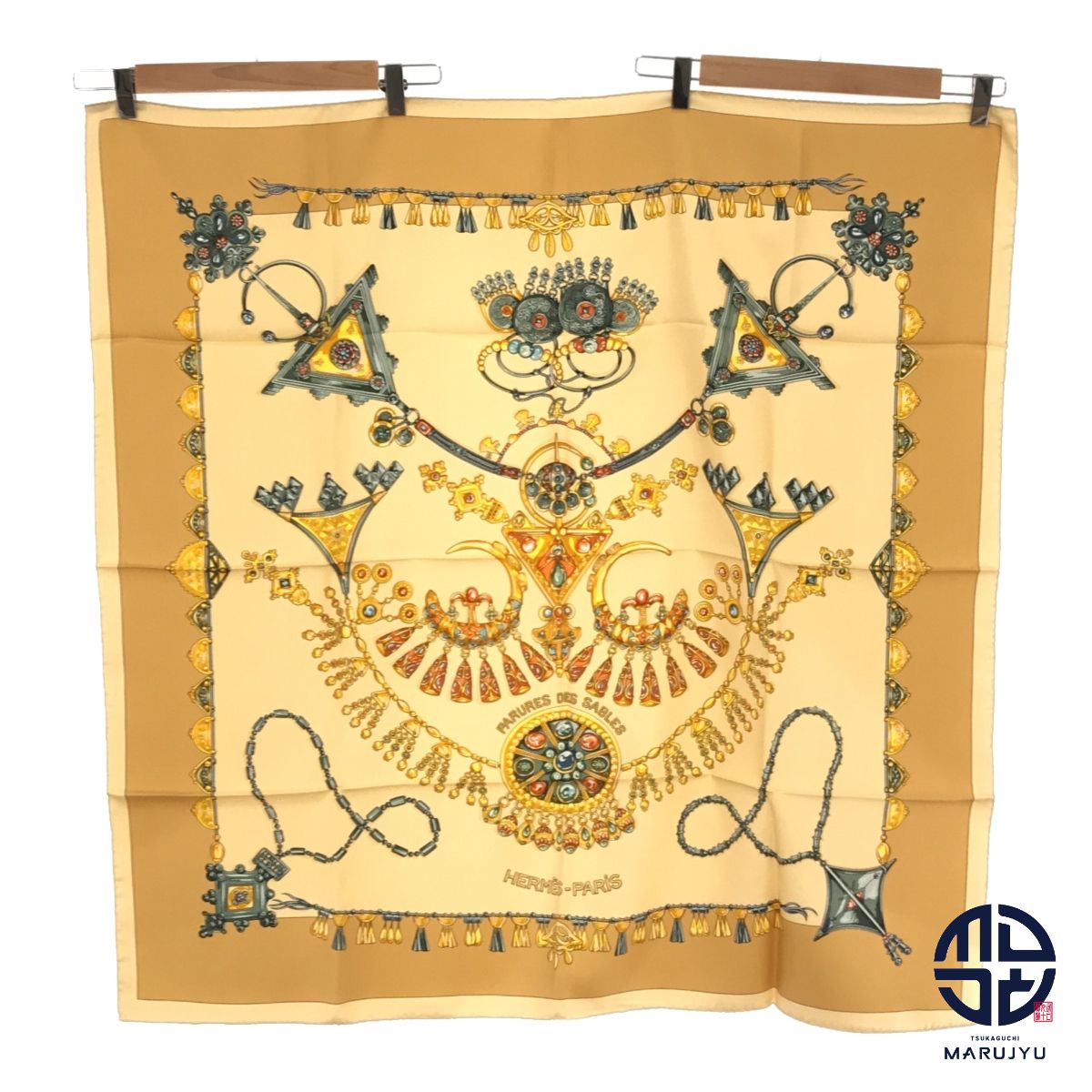 HERMES エルメス カレ90 PARURES DES SABLES 砂漠のアクセサリー 宝石