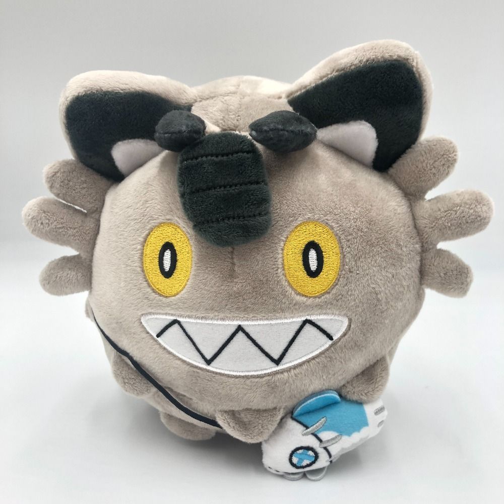 ぬいぐるみ　がらるにゃーすのひ　ガラルニャース Amazon.co.jp: ポケモンセンターオリジナル ぬいぐるみ がらる