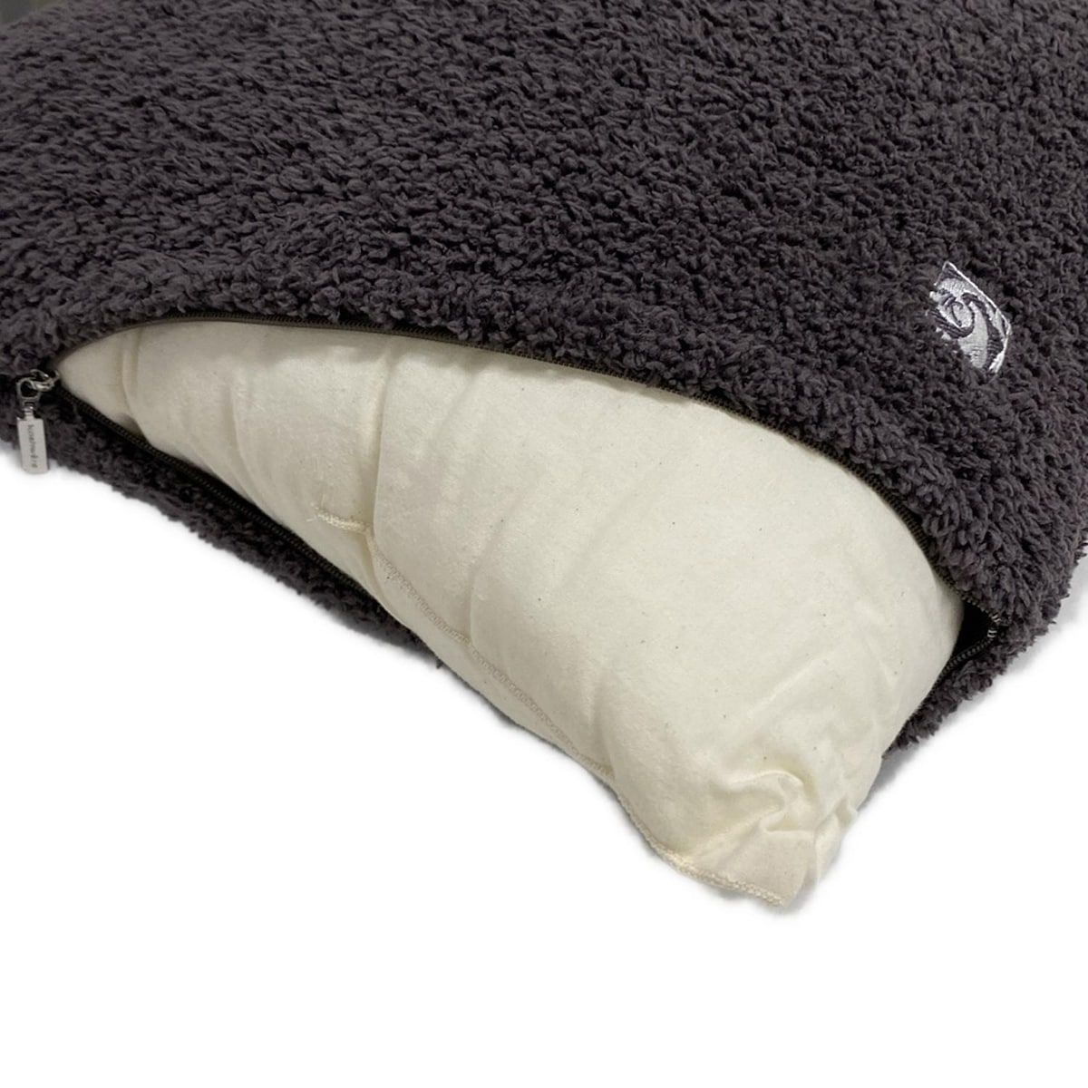 KASHWERE(カシウエア) 小物美品 - ダークグレー クッション