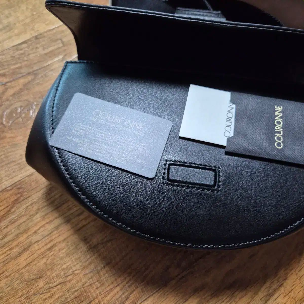 COURONNEバッグ アークヒップサック