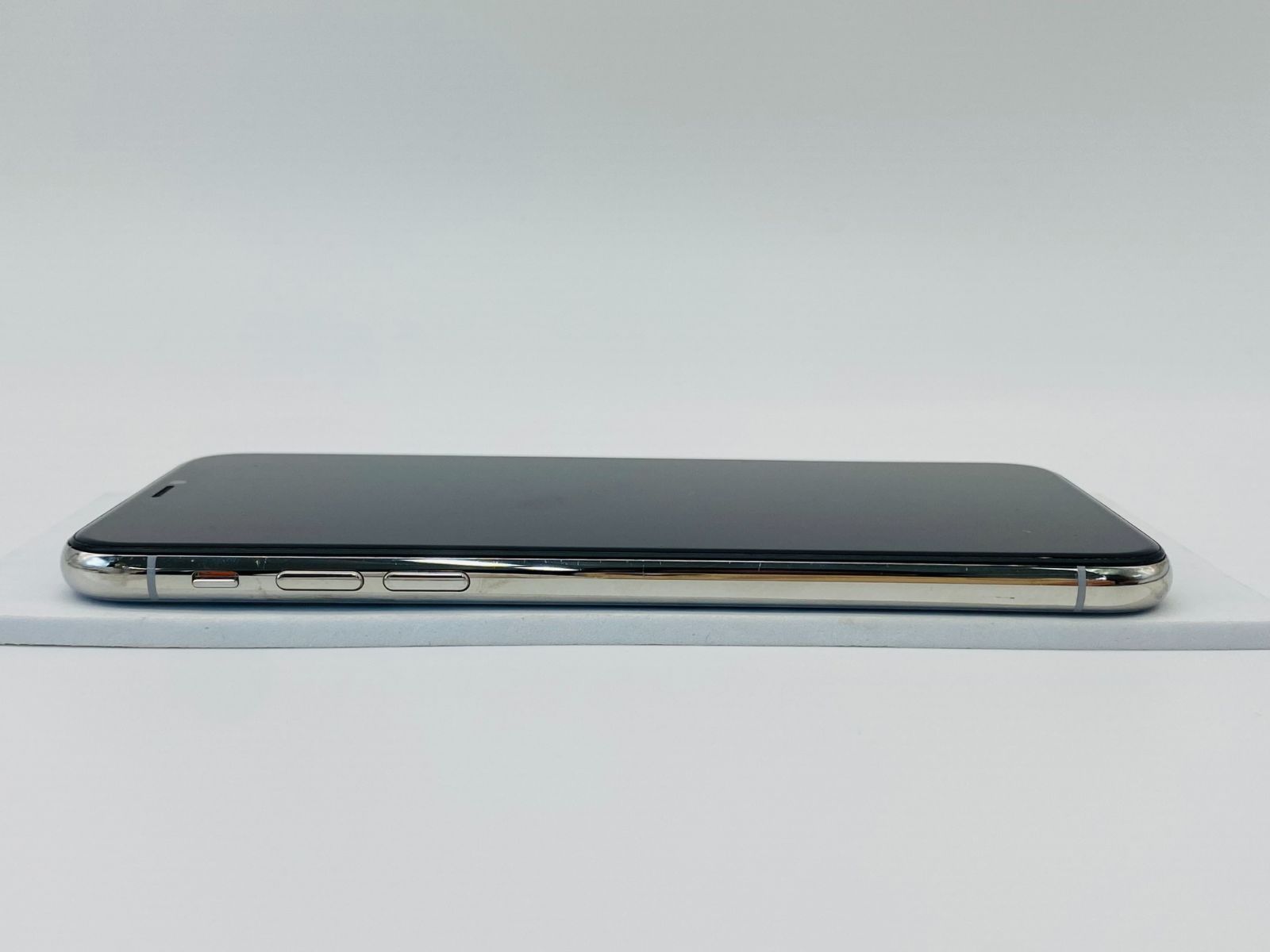 iPhoneX 64GB シルバー/シムフリー/大容量新品BT100％ X15 iPhone X