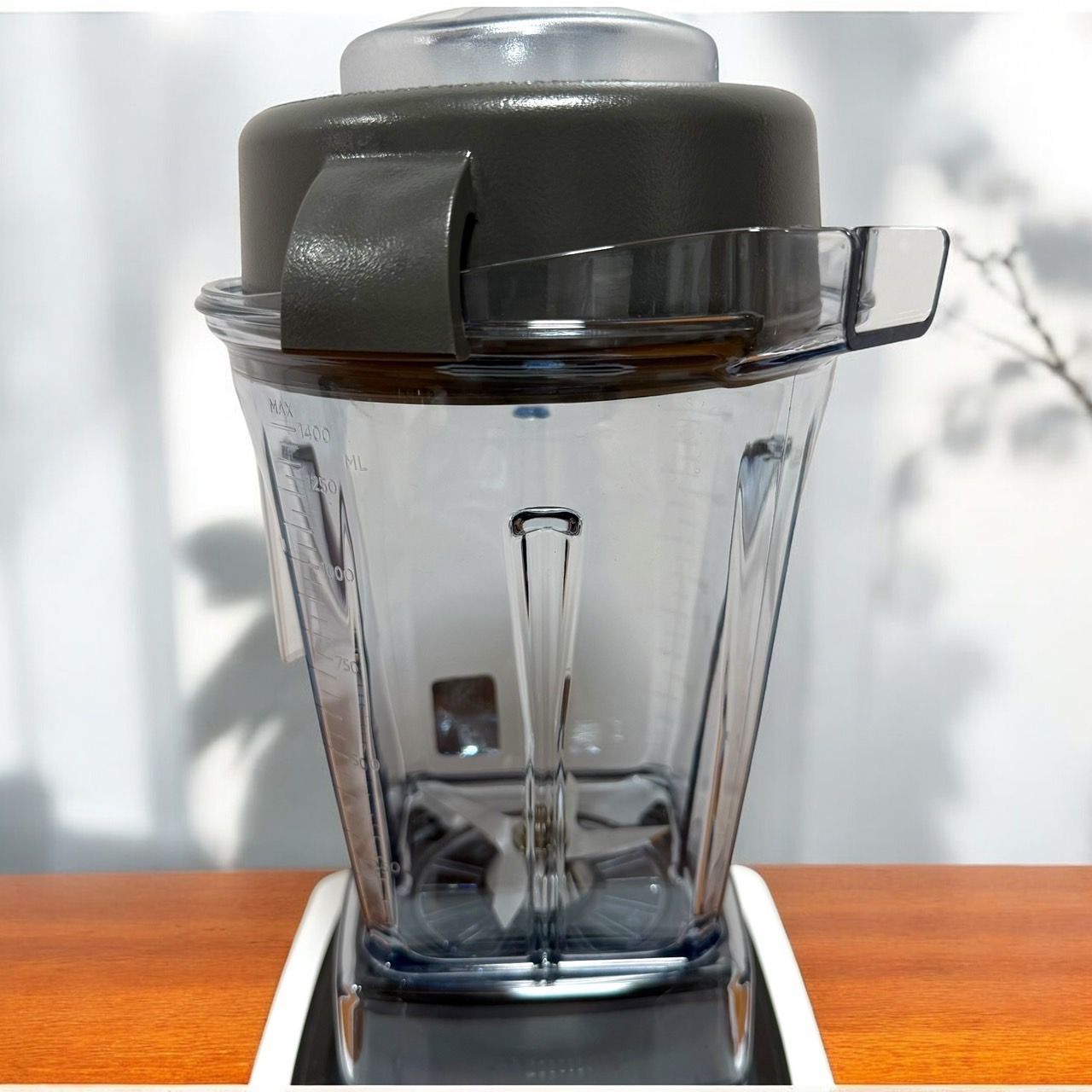 【極美品】Vitamix ヴァイタミックス E310 VM0202 ☆2022年製 送料無料 極美品 Vitamix バイタミックス ブレンダー