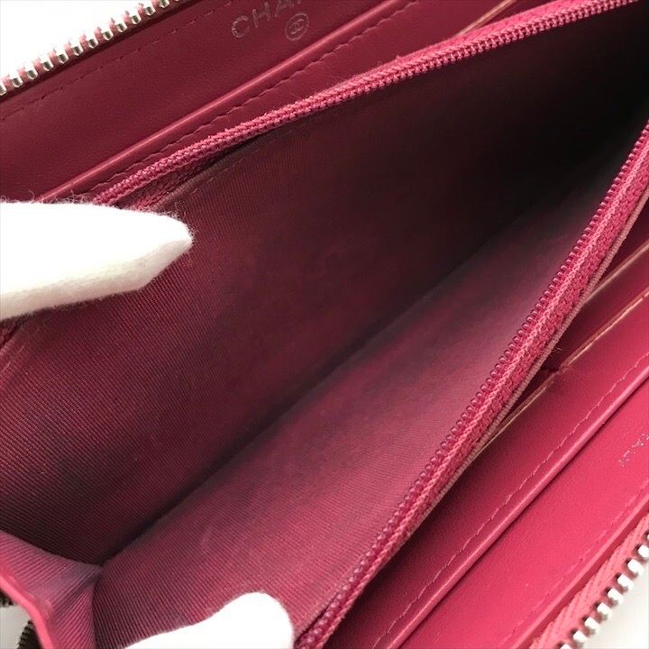 美品 CHANEL シャネル カメリア レザー ラウンド ファスナー エンボス  