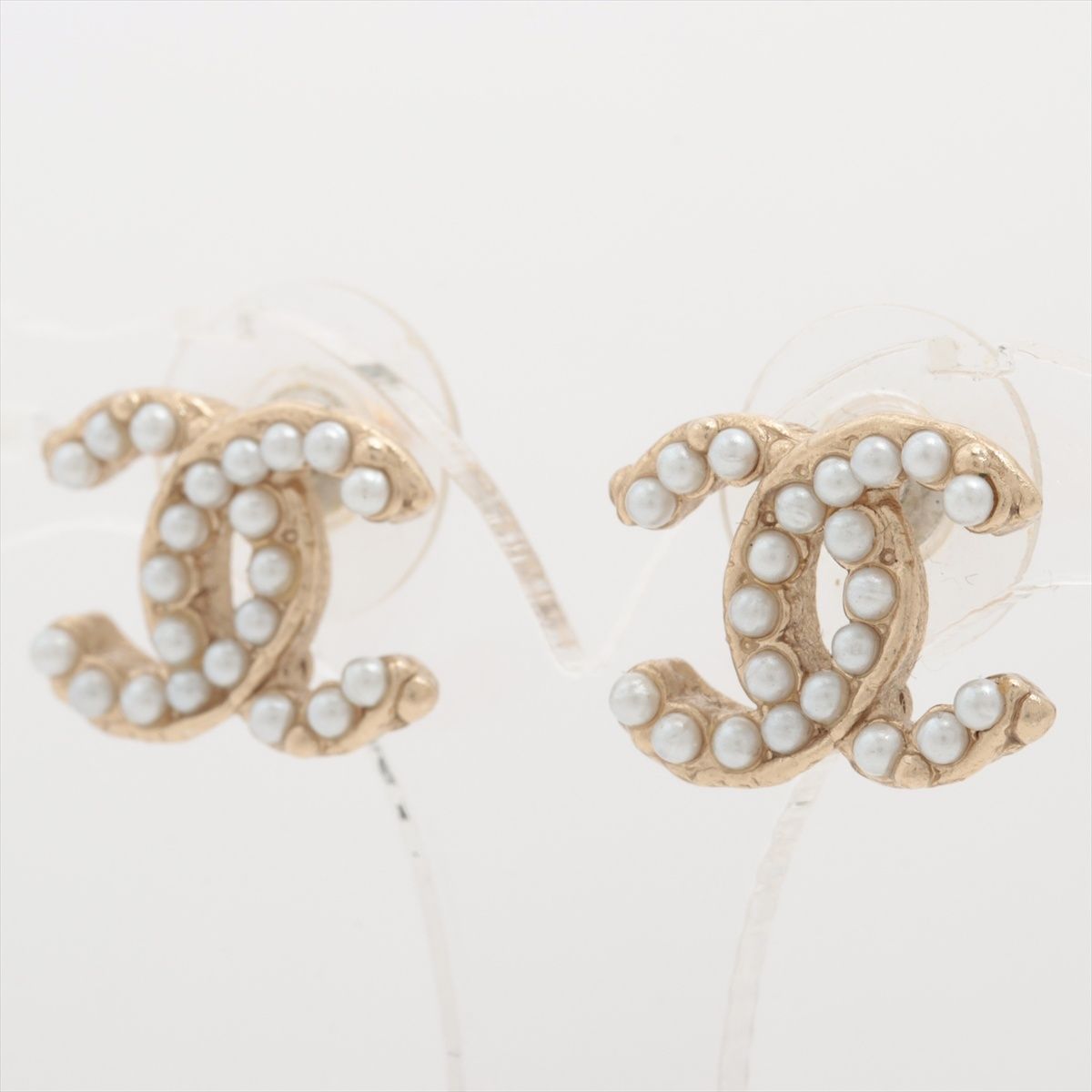 CHANEL/シャネル COCO マーク フェイクパール ピアス ゴールド 両耳用