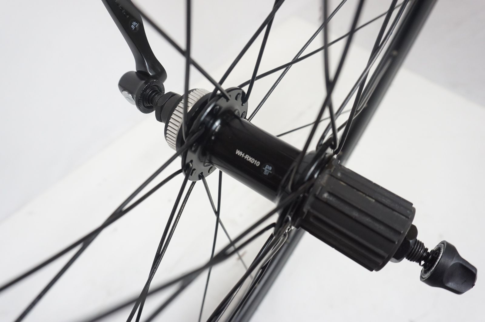SHIMANO 「シマノ」 WH-RX010 シマノ11速 ホイールセット ⁄ バイチャリ 