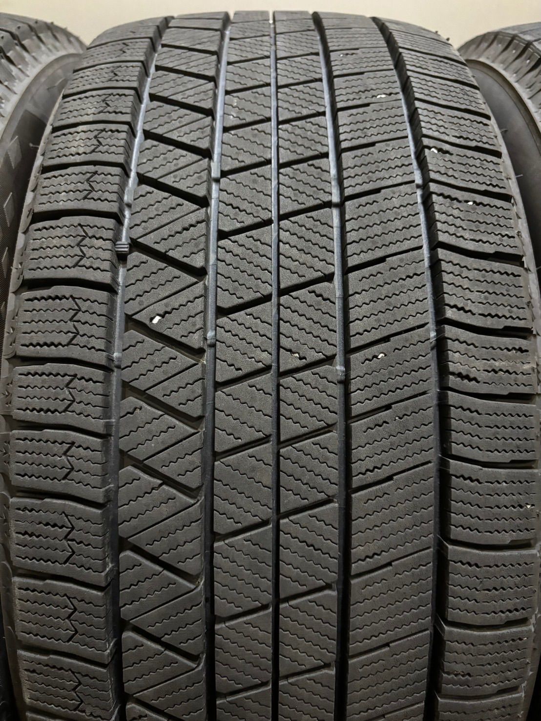 245 40R18 BRIDGESTONE VRX3 22年製 スタッドレス 4本 ブリヂストン ブリザック WRX アウディ TT A4 南6-K92 TRITUETUBI_COM