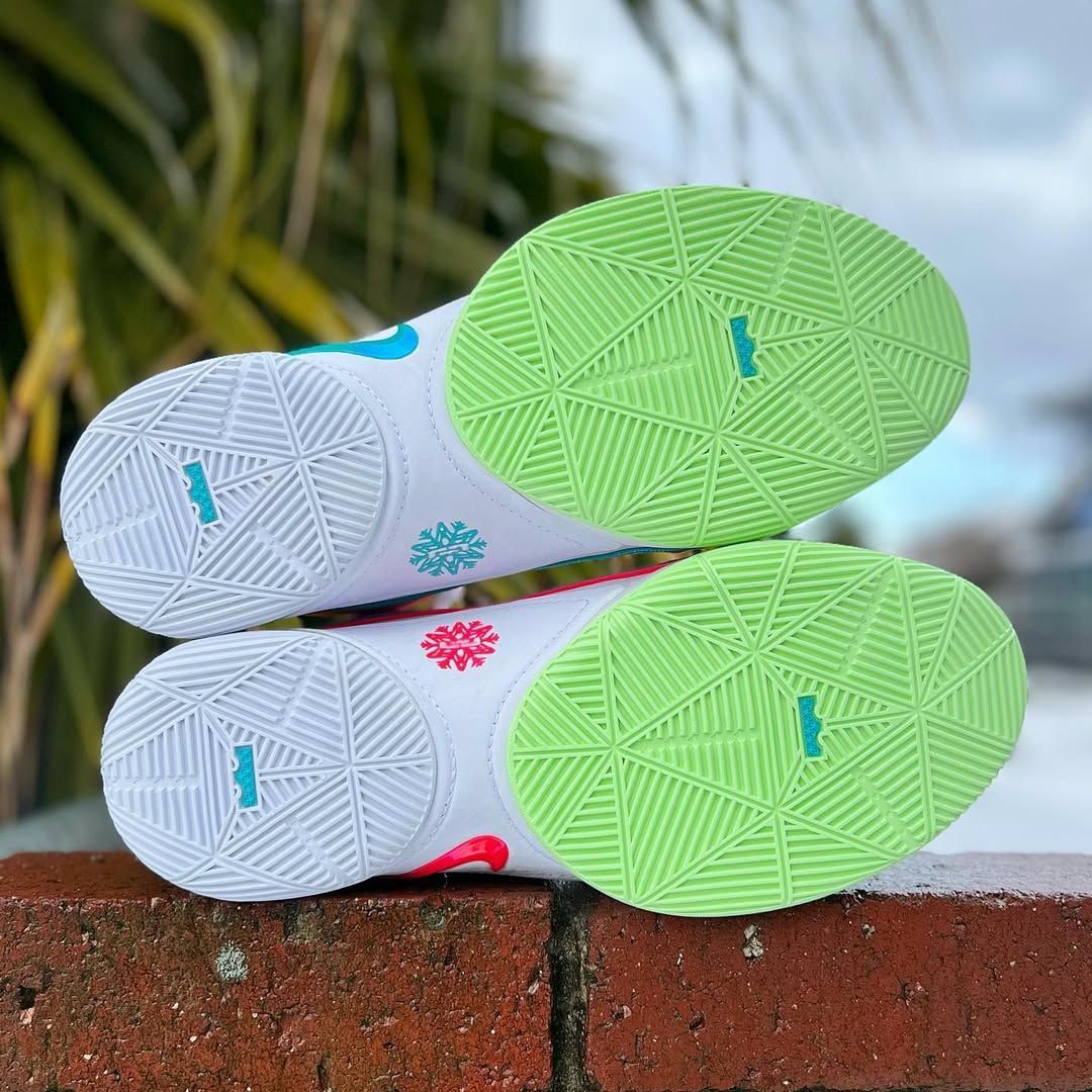 国内未入荷 NIKE LEBRON 22 EP ライムライト　クリスマス 海外12/26発売】Nike LeBron 22 EP “Limelight” | bbkicks-news