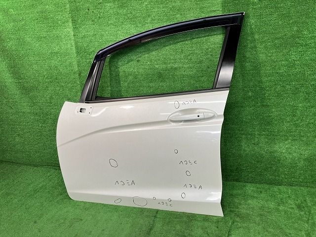 シャトル GP8 左フロントドア ハイブリッド ホンダセンシング 4WD 