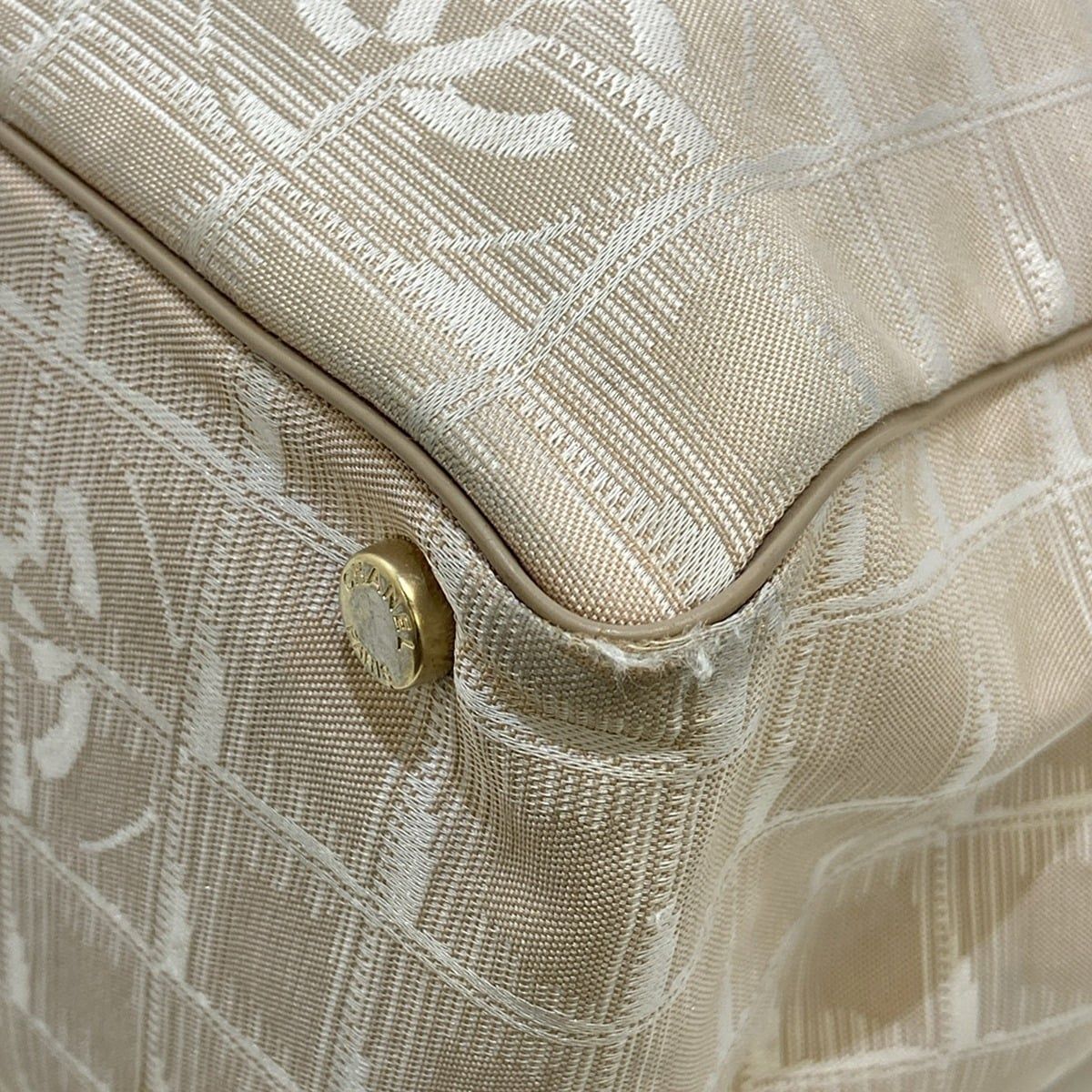 CHANEL(シャネル) トートバッグ ニュートラベルライントートMM