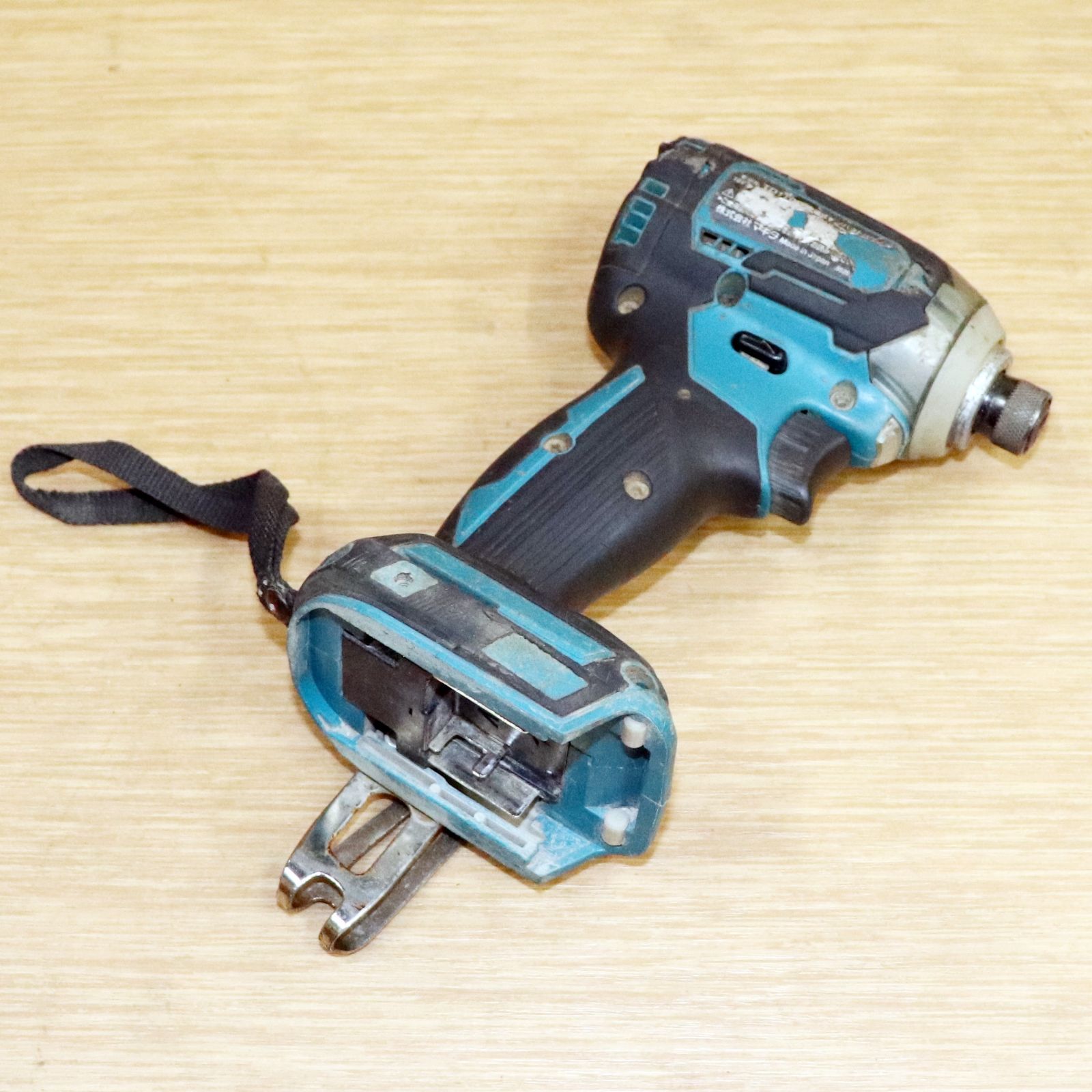 新潟発 makita インパクトドライバー TD170 本体のみ 動作未確認 