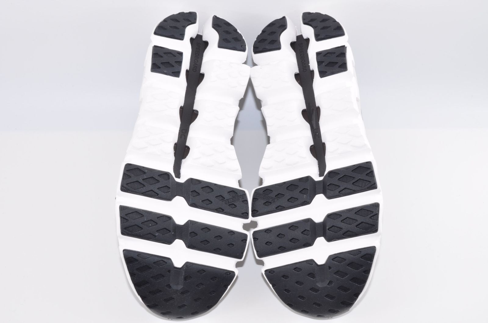 オン On Cloudswift3 クラウドスイフト レディースランニングシューズ スニーカー 23.0cm ブラック 黒 OLIVEOS_COM_TR