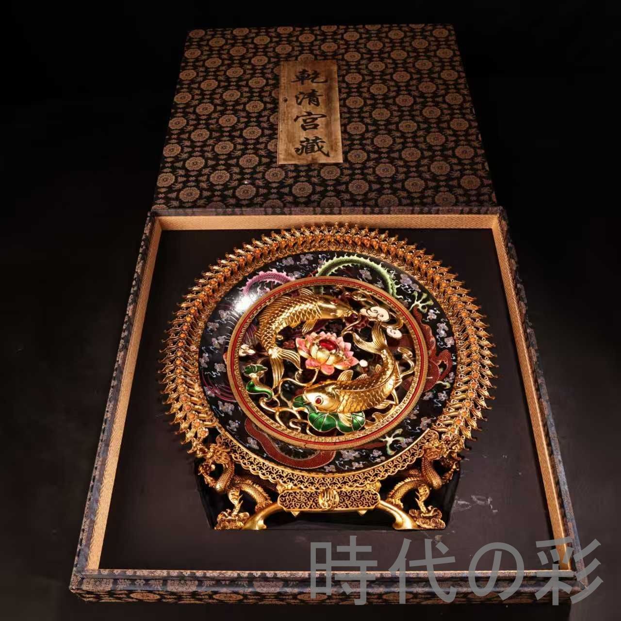 中国古美術 旧蔵 瓷器 描金双鶴盤 高浮彫 清代 陶磁器 古玩 骨董品 唐物 中国古美術品 コレクション 時代物 装飾品 R07100131