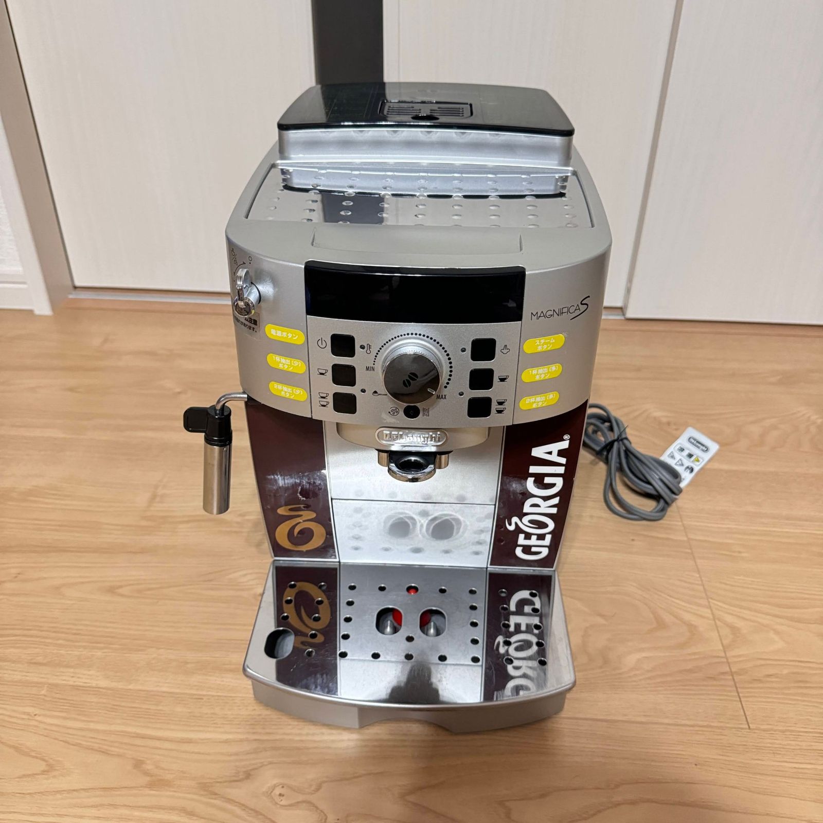 ☆動作確認済み DeLonghi デロンギ マグニフィカS コンパクト全自動コーヒーマシン エスプレッソマシン（ECAM22110SBHN）☆ -  メルカリ