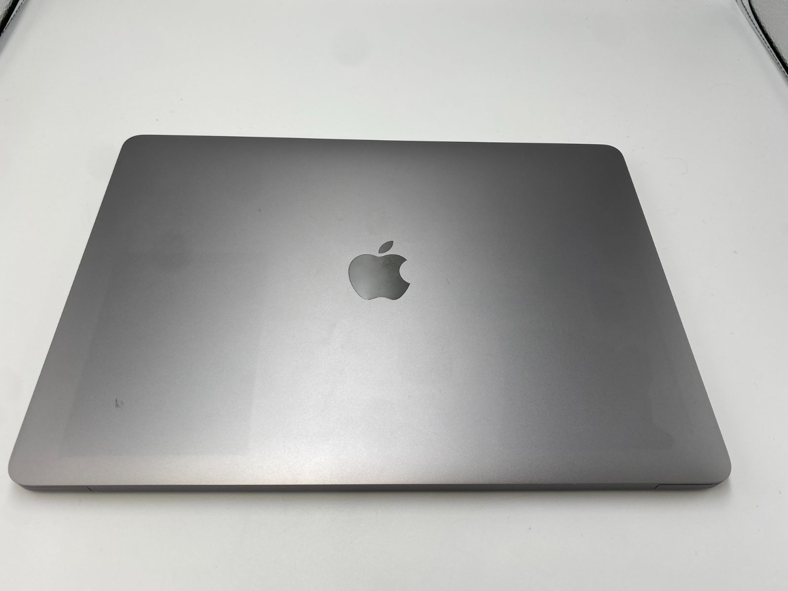 MacBook Air M3 15インチ シルバー(充電器付き) ASCII.jp：【レビュー