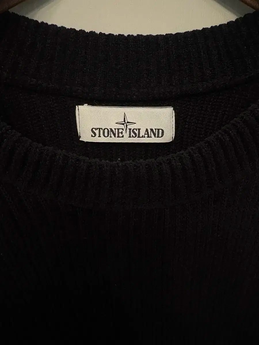 ストーンアイランド