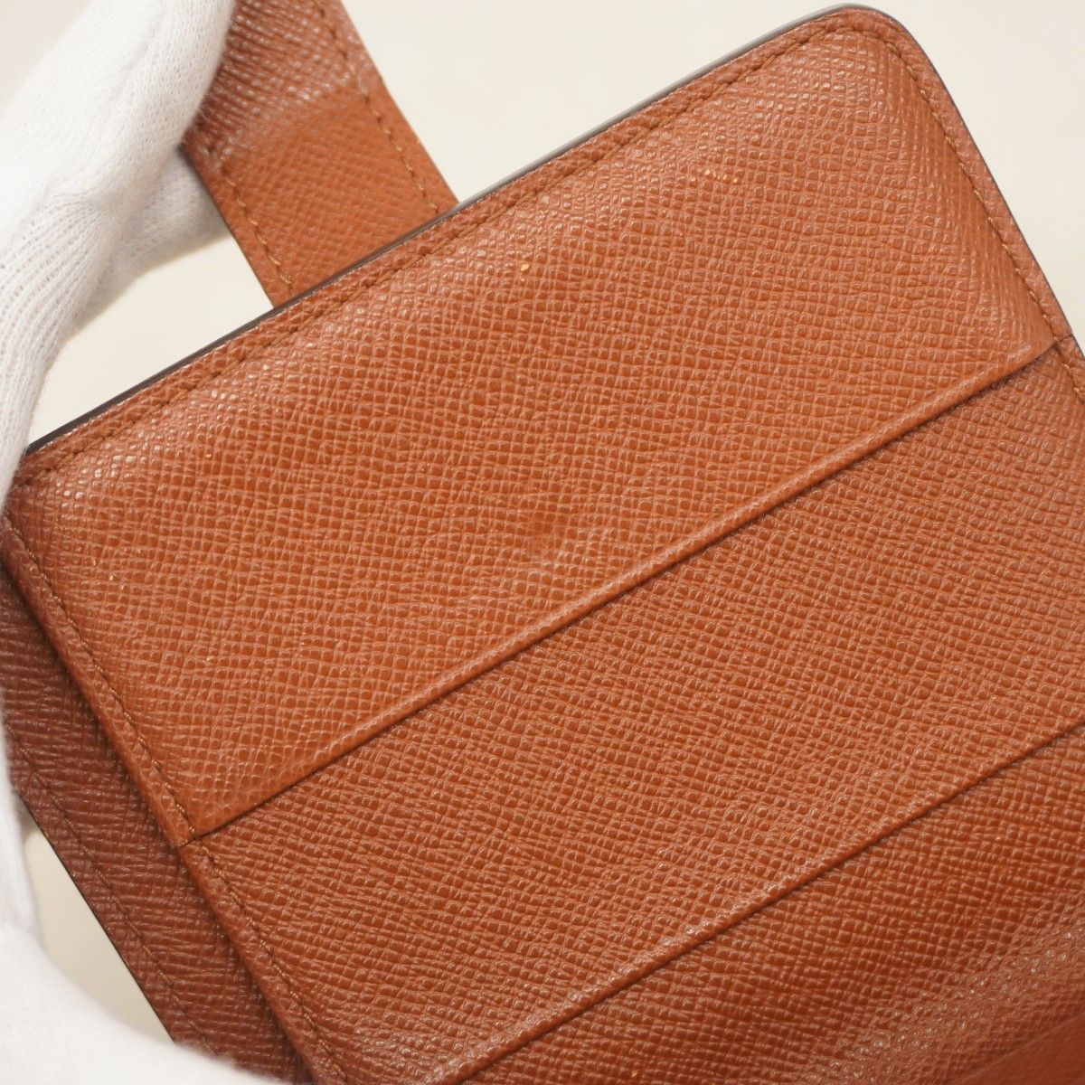 コンパクトジップ M61667