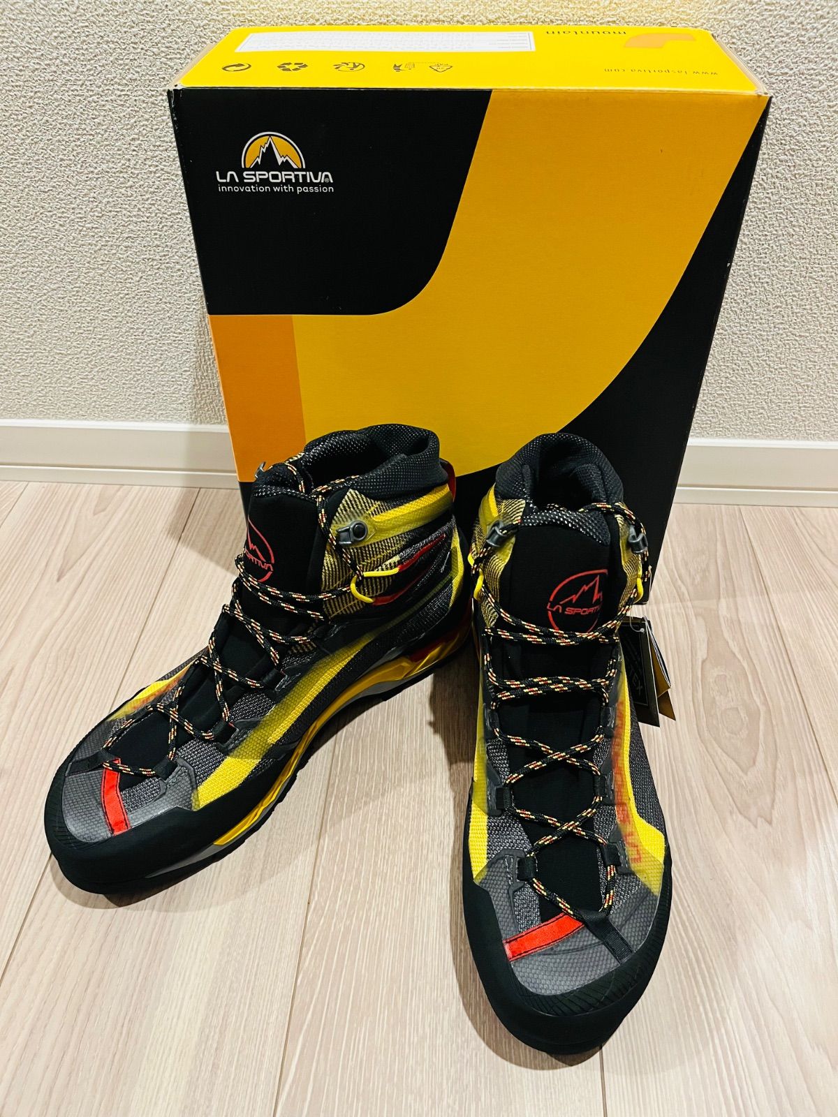 お値引き交渉大 EU44 27.9cm スポルティバ トランゴ テック GTX 登山靴