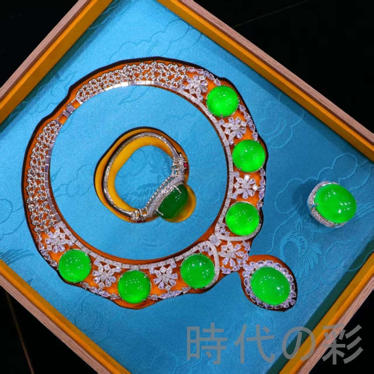 宝飾品 インテリア