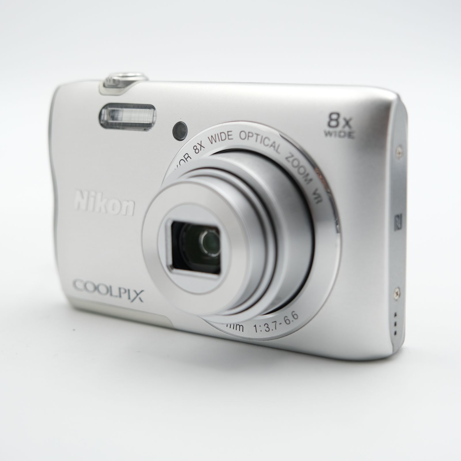 【美品】Nikon COOLPIX A300 シルバー◯ Nikon COOLPIX A300 Digital Camera (Silver) 26519 B&H Photo Video