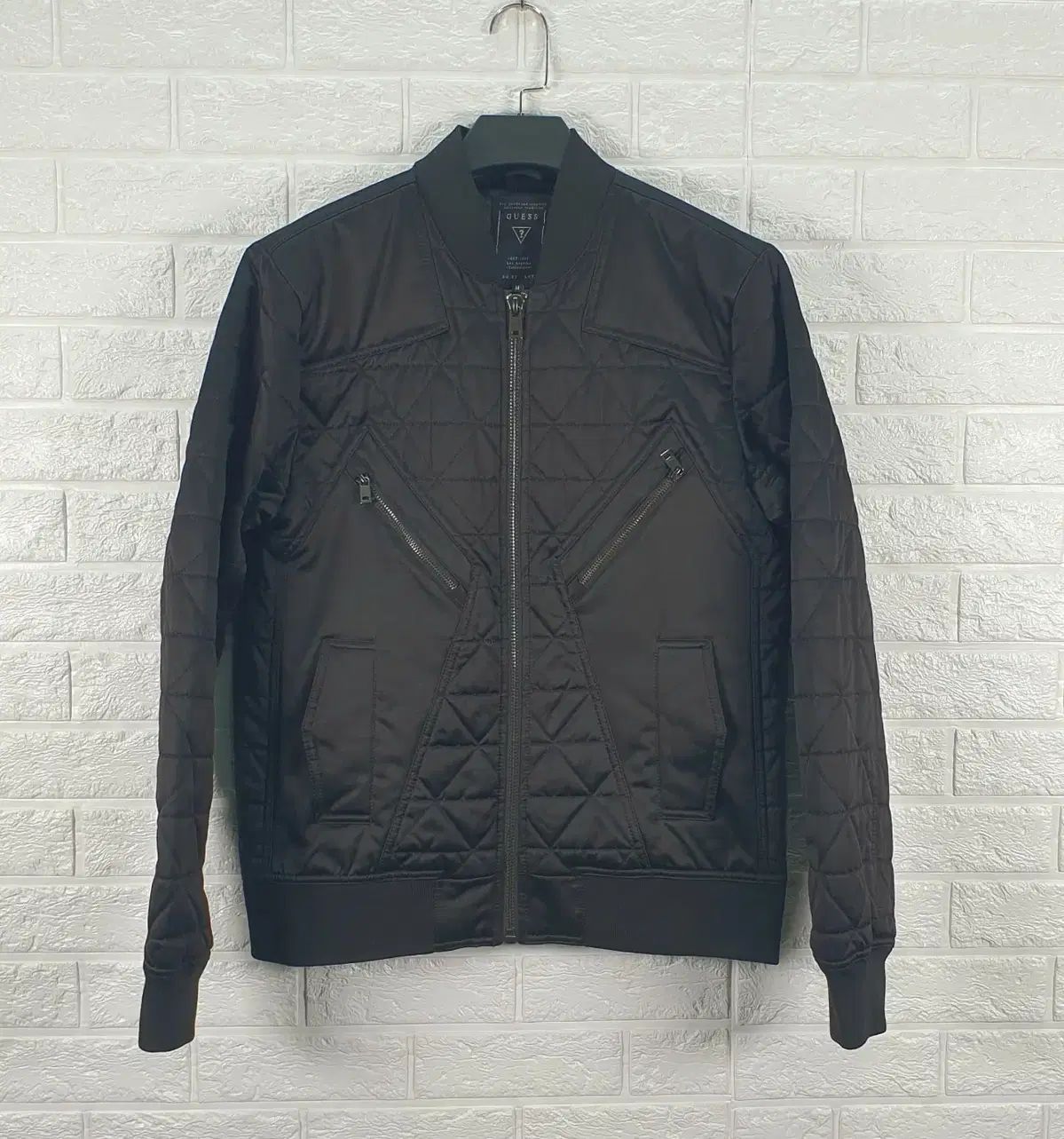 【雷市場（ポンジャン）商品韓国直送】 95 GUESS(ゲス) キルティング ブルゾン