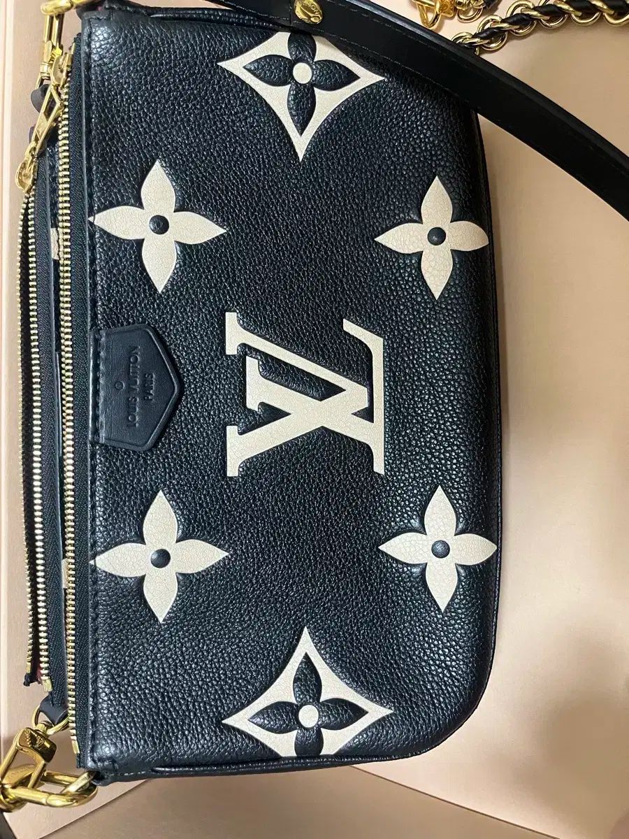 マルチ ポシェット